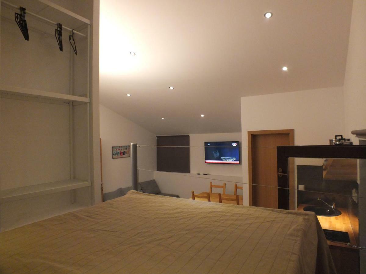 Apartmani Barisic Brodarica  Eksteriør billede
