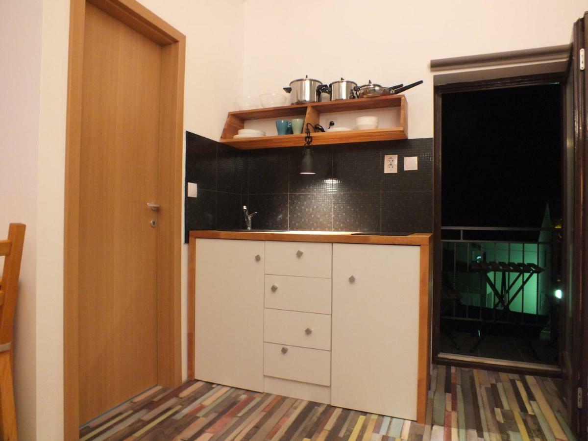 Apartmani Barisic Brodarica  Eksteriør billede