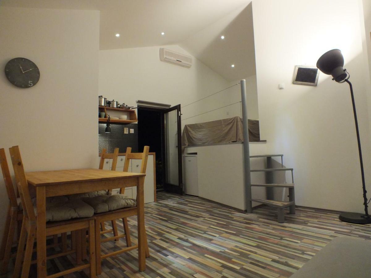 Apartmani Barisic Brodarica  Eksteriør billede